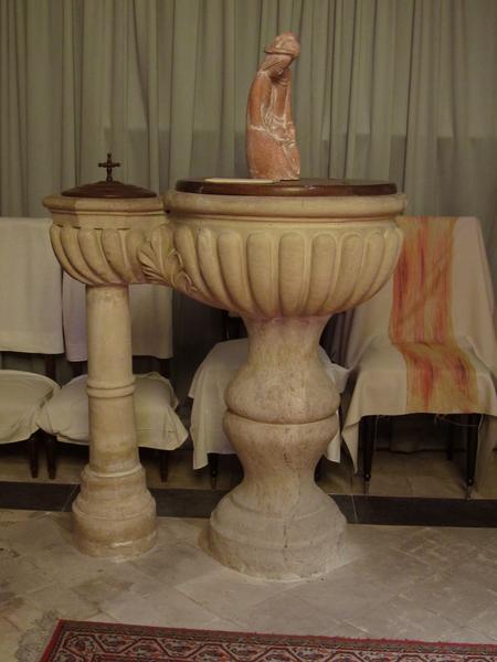 fonts baptismaux, vue générale - © Ministère de la Culture (France), Conservation des antiquités et des objets d'art du Loir-et-Cher, tous droits réservés