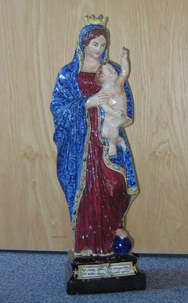 statue (statuette) : Vierge à l'enfant, vue générale - © Ministère de la Culture (France), Conservation des antiquités et des objets d'art du Loir-et-Cher, tous droits réservés