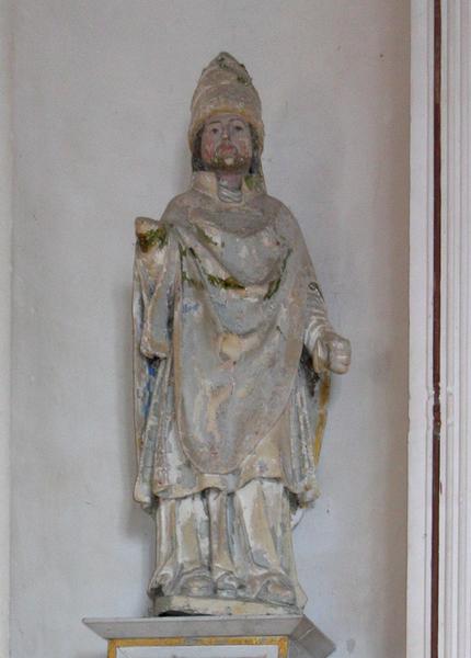 statue : saint évêque , vue générale