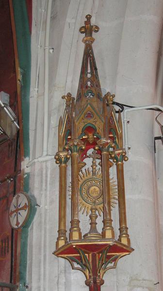 bâton de procession de confrérie : ostensoir, vue générale - © Ministère de la Culture (France), Conservation des antiquités et des objets d'art du Loir-et-Cher, tous droits réservés 