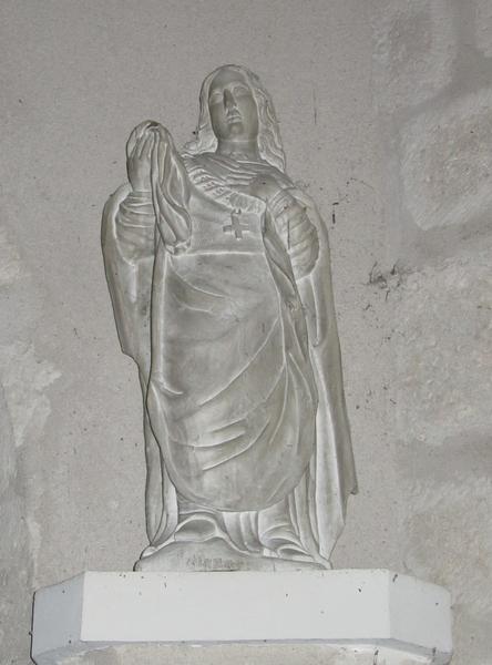 statue : femme non identifiée, vue générale - © Ministère de la Culture (France), Conservation des antiquités et des objets d'art du Loir-et-Cher, tous droits réservés