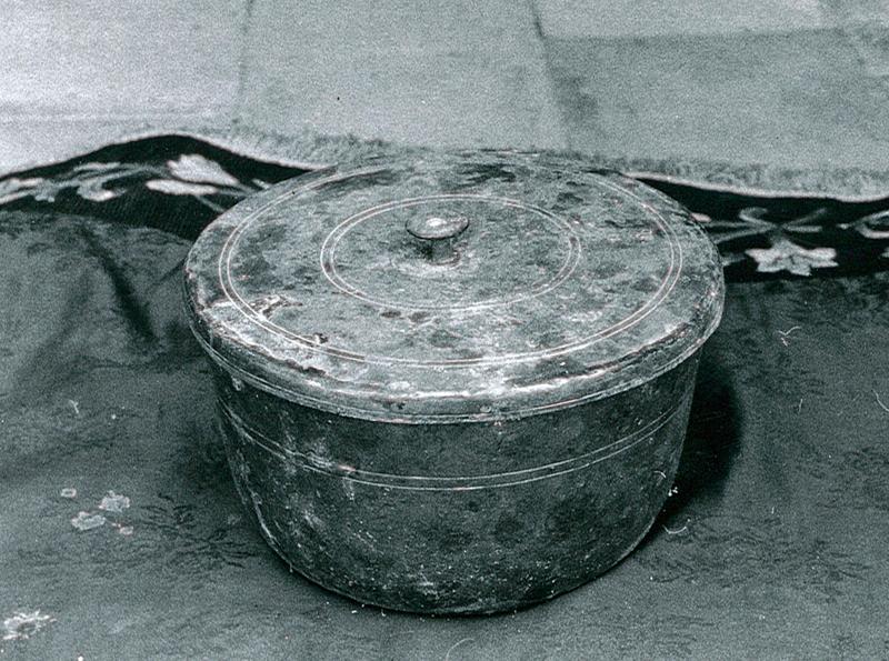boîte et son couvercle, vue générale