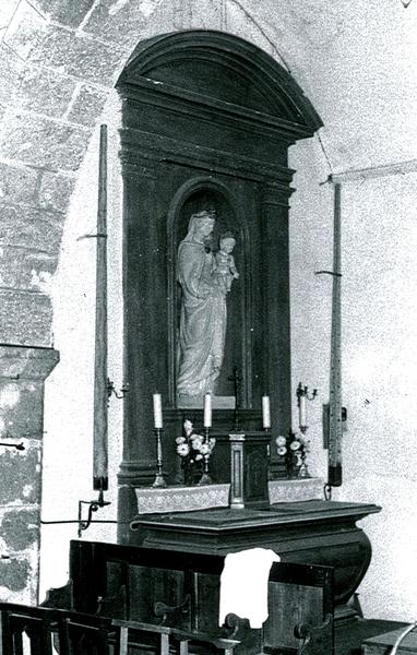 retable et autel latéral, vue générale