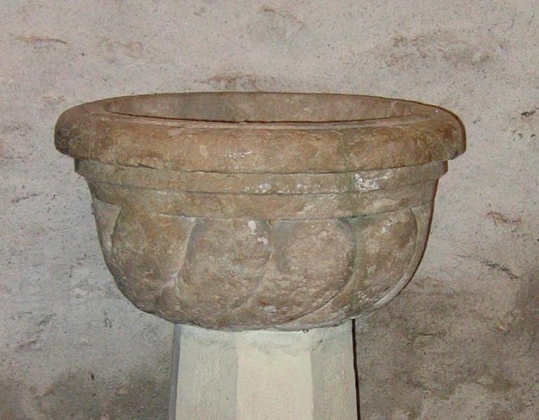 fonts baptismaux (cuve baptismale), vue générale