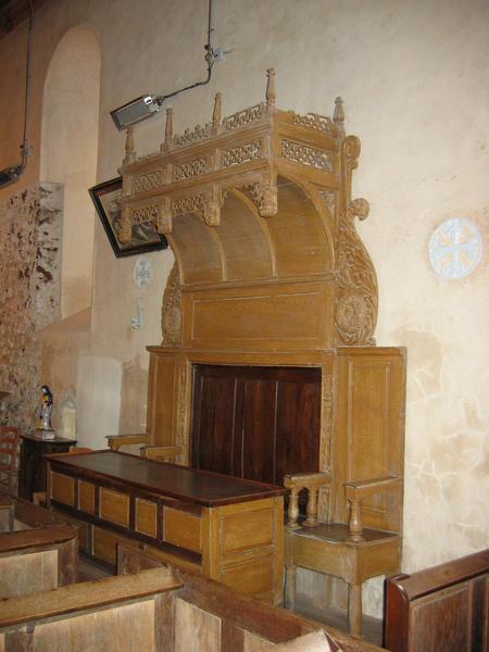 banc d'oeuvre (banc-coffre), vue générale - © Ministère de la Culture (France), Conservation des antiquités et des objets d'art du Loir-et-Cher, tous droits réservés