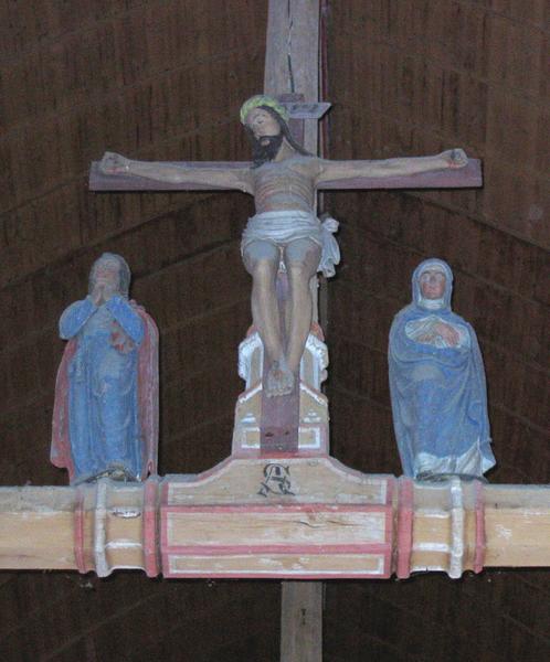 calvaire (statues) : Christ en croix, Vierge et saint Jean, vue générale - © Ministère de la Culture (France), Conservation des antiquités et des objets d'art du Loir-et-Cher, tous droits réservés