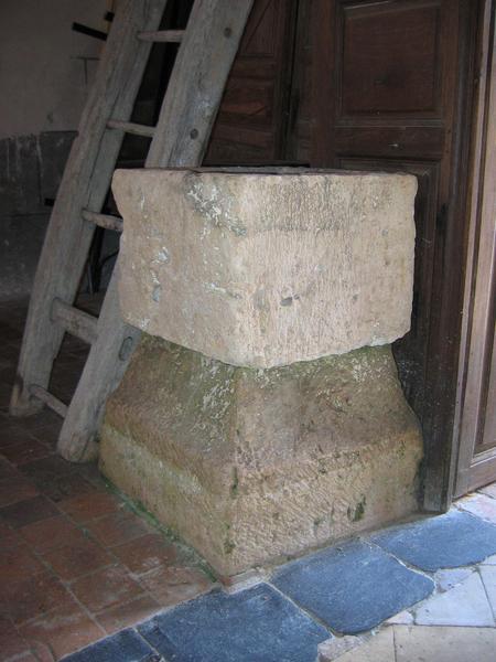 bénitier, vue générale - © Ministère de la Culture (France), Conservation des antiquités et des objets d'art du Loir-et-Cher, tous droits réservés 