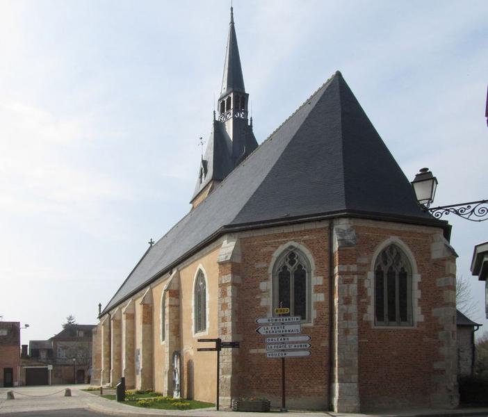 Eglise Saint-Etienne : vue générale du chevet