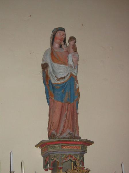 statue : Vierge à l'enfant, vue générale - © Ministère de la Culture (France), Conservation des antiquités et des objets d'art du Loir-et-Cher, tous droits réservés 