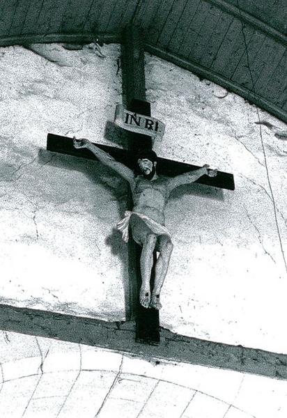 statue : Christ en croix, vue générale - © Ministère de la Culture (France), Conservation des antiquités et des objets d'art du Loir-et-Cher, tous droits réservés