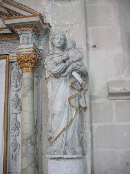 Statue : Vierge à l'Enfant