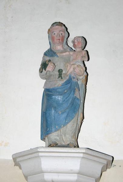 statue : Vierge à l'Enfant, vue générale - © Ministère de la Culture (France), Conservation des antiquités et des objets d'art du Loir-et-Cher, tous droits réservés 