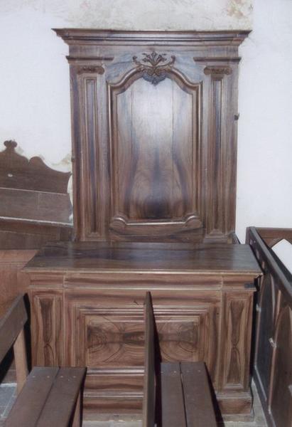 banc d'oeuvre et coffre, vue générale