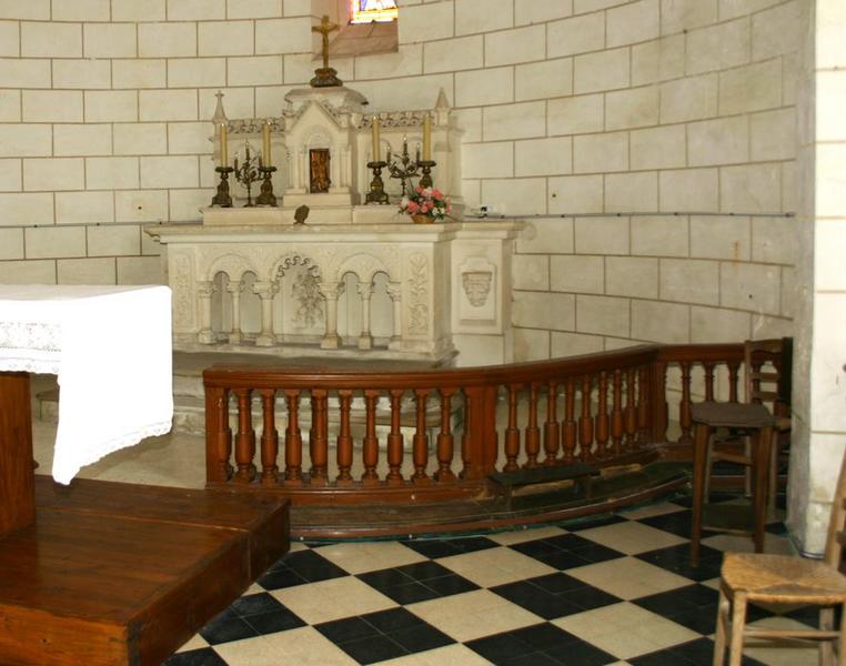 clôture de choeur (table de communion), vue partielle - © Ministère de la Culture (France), Conservation des antiquités et des objets d'art du Loir-et-Cher, tous droits réservés 