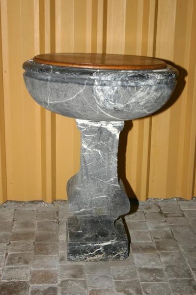 fonts baptismaux, vue générale