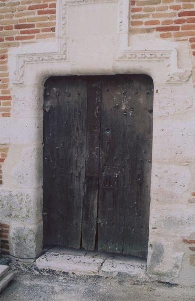 Porte extérieure (vantail de porte)