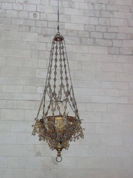 lustre d'église, vue générale - © Ministère de la Culture (France), Conservation des antiquités et des objets d'art du Loir-et-Cher, tous droits réservés