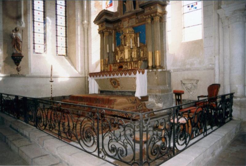 clôture de choeur (table de communion), vue générale - © Ministère de la Culture (France), Conservation des antiquités et des objets d'art du Loir-et-Cher – Tous droits réservés 