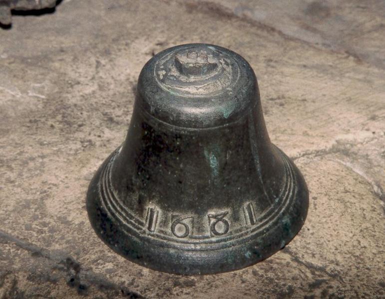 clochette (clochette à main), vue générale - © Ministère de la Culture (France), Conservation des antiquités et des objets d'art du Loir-et-Cher, tous droits réservés 