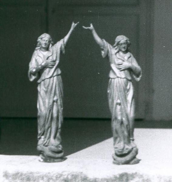 Deux statues (statuettes) : Anges