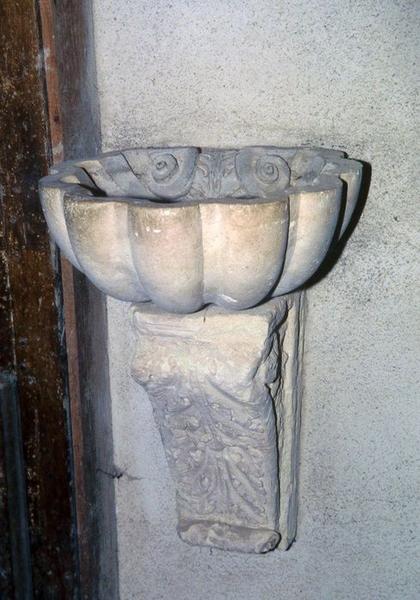 bénitier, vue générale - © Ministère de la Culture (France), Conservation des antiquités et des objets d'art du Loir-et-Cher, tous droits réservés