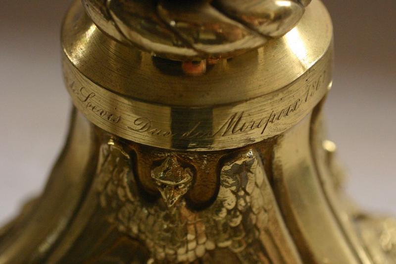 croix d'autel, détail de l'inscription - © Ministère de la Culture (France), Conservation des antiquités et des objets d'art du Loir-et-Cher, tous droits réservés 