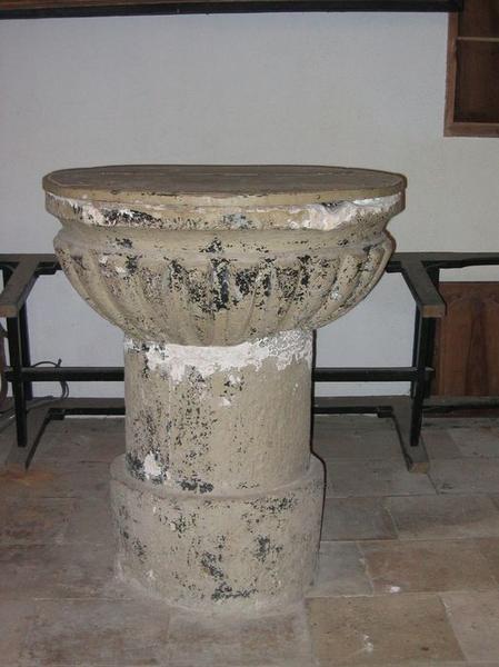 fonts baptismaux, vue générale - © Ministère de la Culture (France), Conservation des antiquités et des objets d'art du Loir-et-Cher, tous droits réservés 