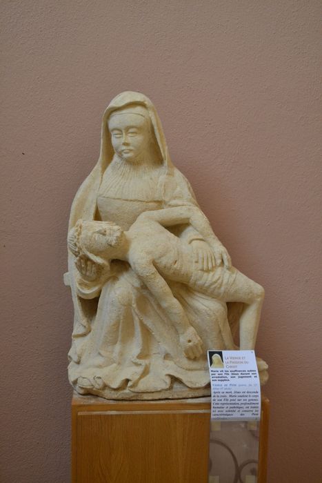 groupe sculpté : Vierge de Pitié