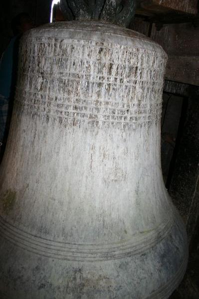 cloche, vue partielle - © Ministère de la Culture (France), Conservation des antiquités et objets d'art de Haute-Loire, tous droits réservés