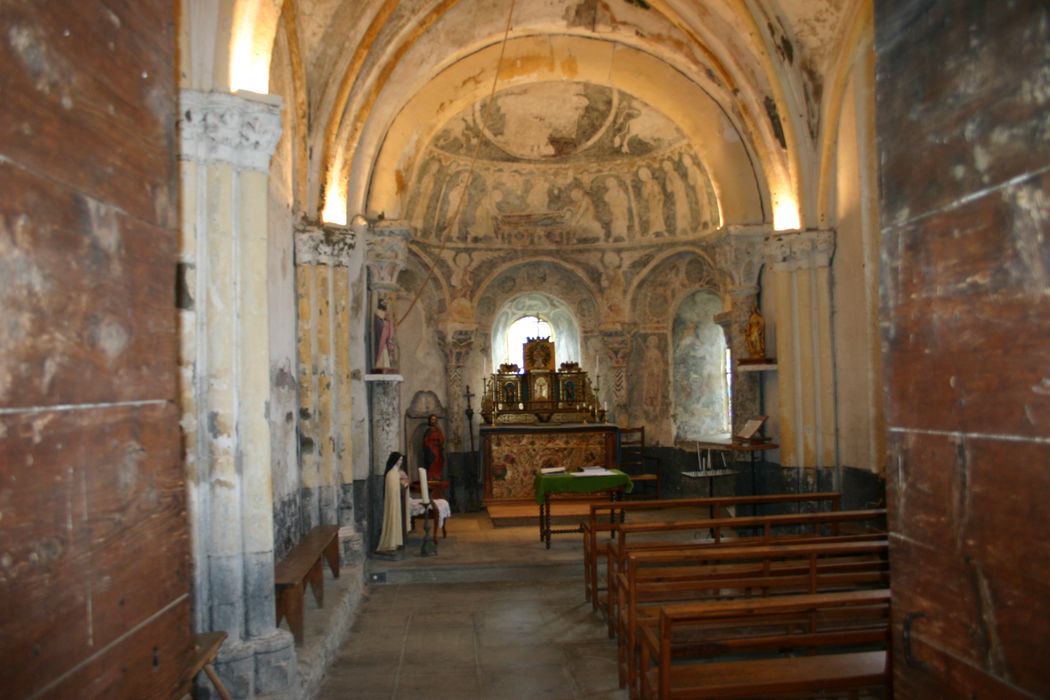 décor peint du choeur : Mise au tombeau, les apôtres, vue générale - © Ministère de la Culture (France), Conservation des antiquités et des objets d’art de Haute-Loire, tous droits réservés