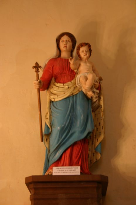 statue : Vierge à l'Enfant