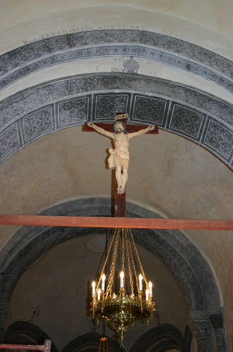 statue : Christ en croix