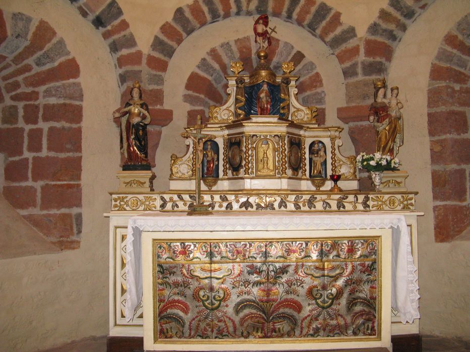 Ensemble (autel, tabernacle)