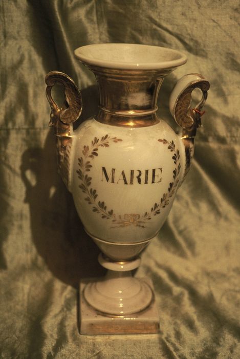 Vase : Marie