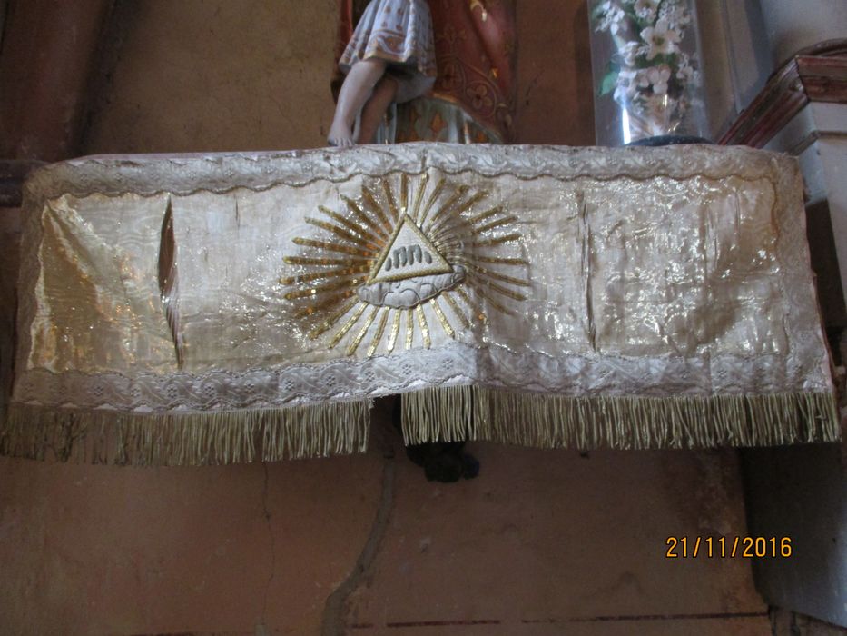 antependium - © Ministère de la Culture (France), Conservation des antiquités et des objets d’art de Haute-Loire, tous droits réservés