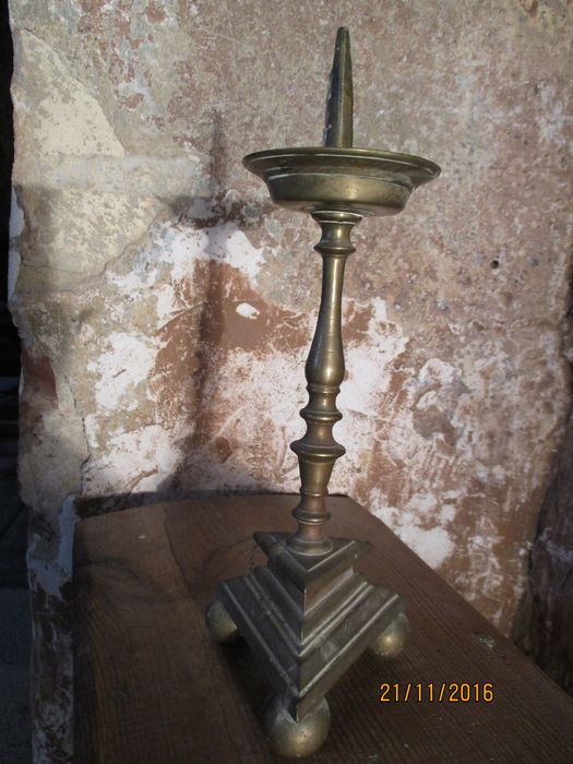 chandelier - © Ministère de la Culture (France), Conservation des antiquités et des objets d’art de Haute-Loire, tous droits réservés