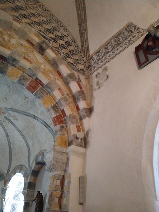 Eglise Saint-Sébastien : Peintures monumentales, vue partielle