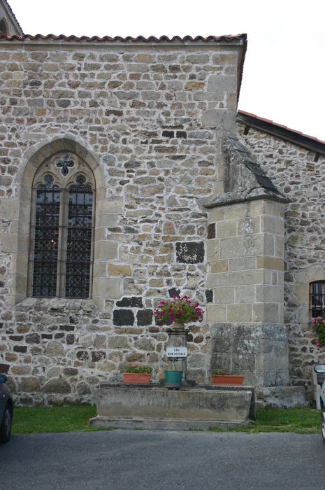 Eglise Saint-Paul, façade latérale sud, vue partielle