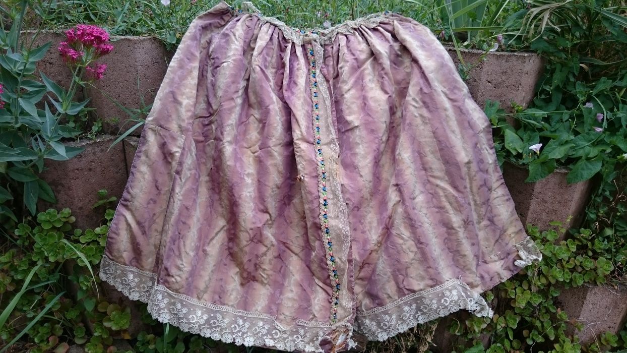 manteau de statue - © Ministère de la Culture (France), Conservation des antiquités et des objets d’art de Haute-Loire, tous droits réservés