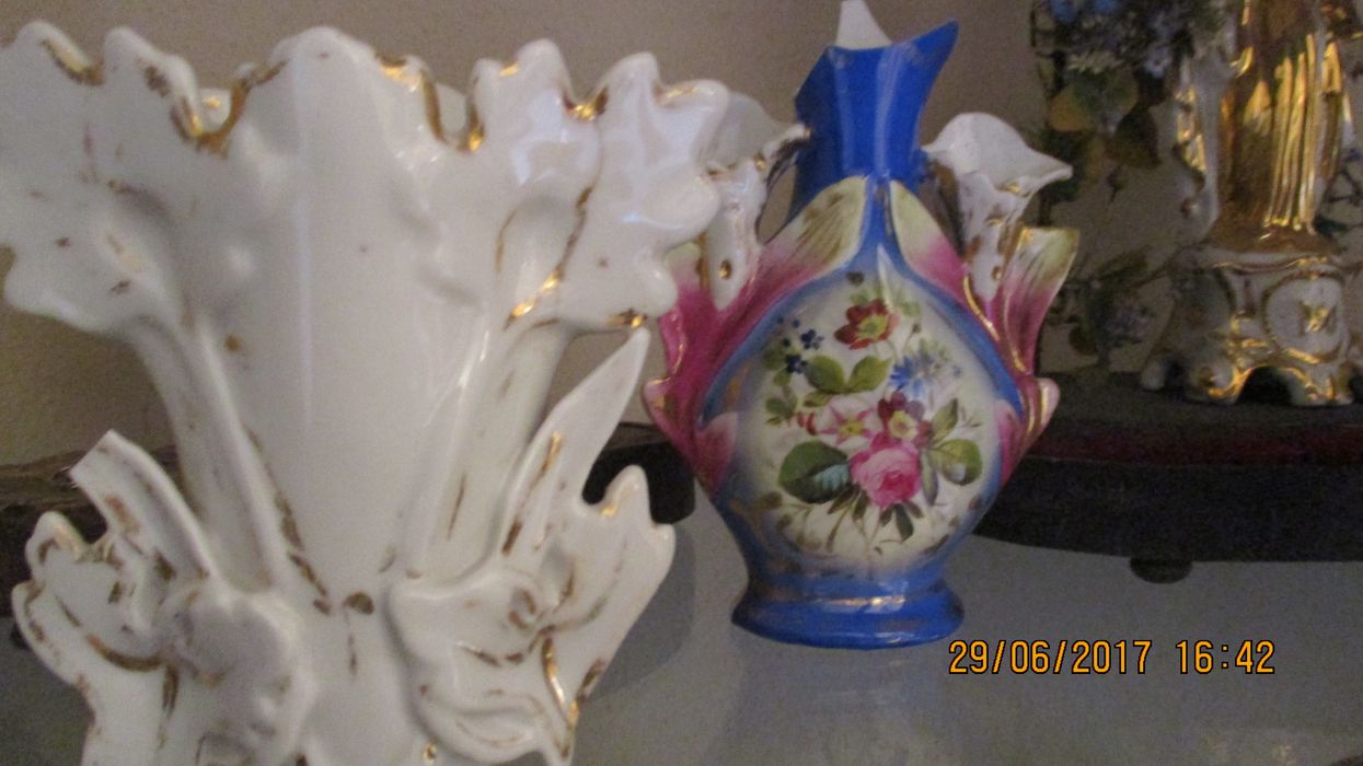 vases - © Ministère de la Culture (France), Conservation des antiquités et des objets d’art de Haute-Loire, tous droits réservés