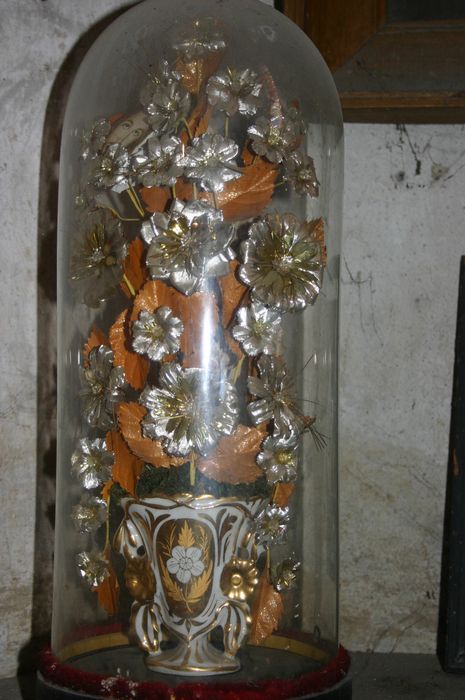 Paire de vases avec bouquets