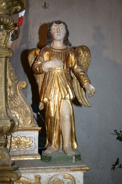 autel (maître-autel), détail d'une statuette d'ange