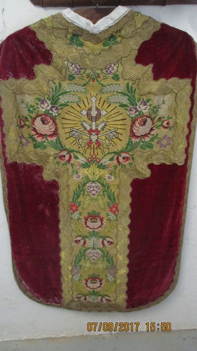 ornement liturgique : chasuble