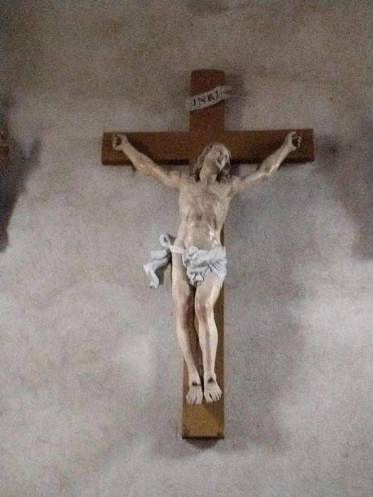 statue : Christ en croix - © Ministère de la Culture (France), Conservation des antiquités et des objets d’art de Haute-Loire, tous droits réservés