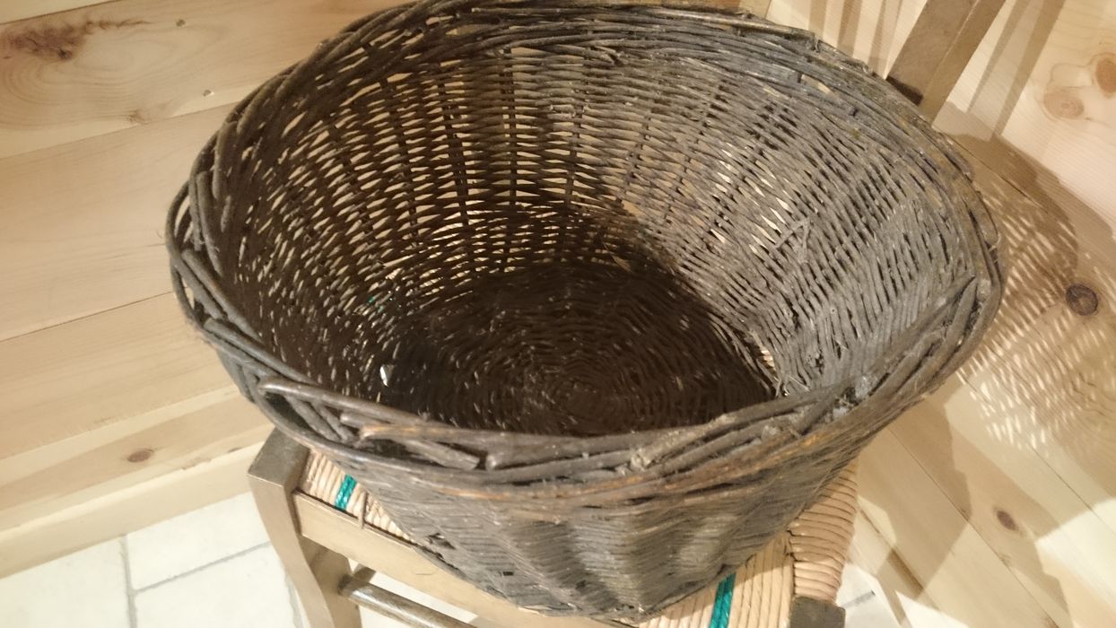 panier - © Ministère de la Culture (France), Conservation des antiquités et des objets d’art de Haute-Loire, tous droits réservés