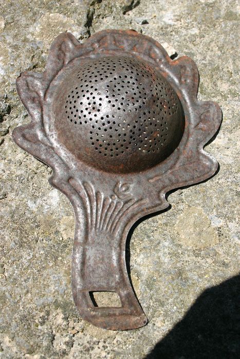 passette - © Ministère de la Culture (France), Conservation des antiquités et des objets d’art de Haute-Loire, tous droits réservés