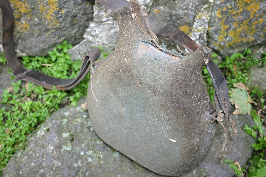 gourde militaire - © Ministère de la Culture (France), Conservation des antiquités et des objets d’art de Haute-Loire, tous droits réservés