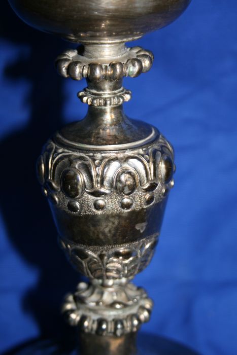 calice, détail - © Ministère de la Culture (France), Conservation des antiquités et des objets d’art de Haute-Loire, tous droits réservés