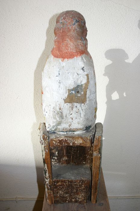 statue : Vierge à l'Enfant, revers, vue générale - © Ministère de la Culture (France), Conservation des antiquités et des objets d’art de Haute-Loire, tous droits réservés