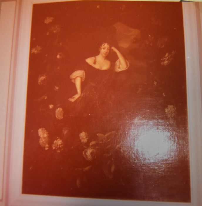 tableau de trumeau : Portrait de femme - © Ministère de la Culture (France), Conservation des antiquités et des objets d’art de Haute-Loire, tous droits réservés